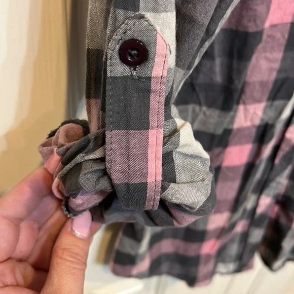 Pink & Gray plaid Ladies Top - Picture 5 of 9